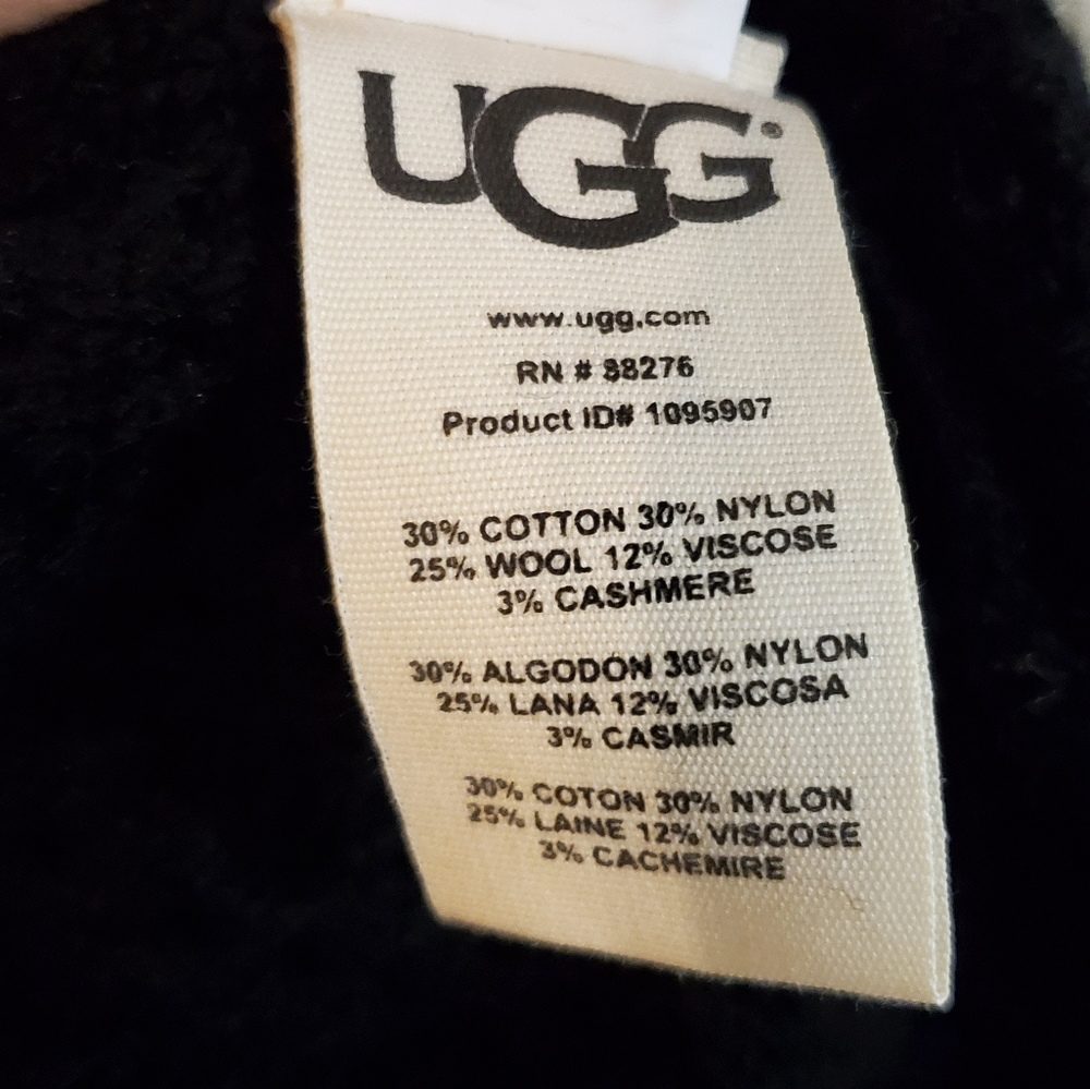 Ugg Riley Sweater Poncho - Picture 3 of 5